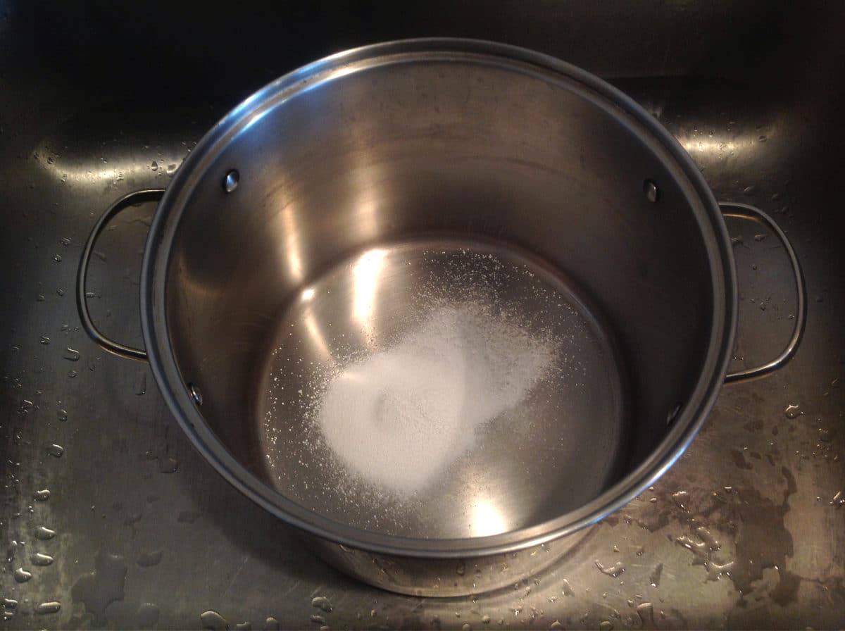 sanitize for brewing in a large pot