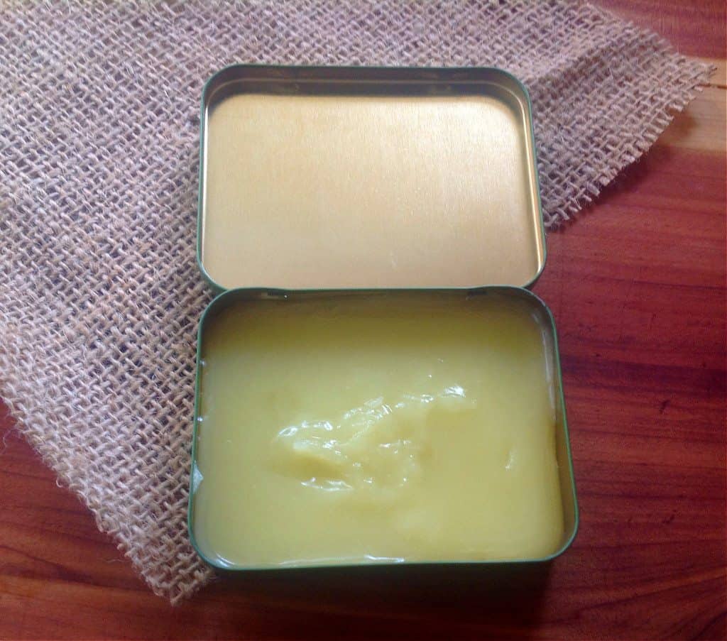 how to make lip balm