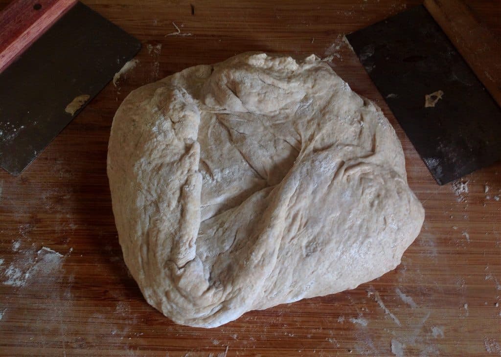 folding no knead sourdough bread