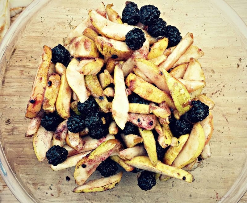 bowl of mixed pears and blackberries